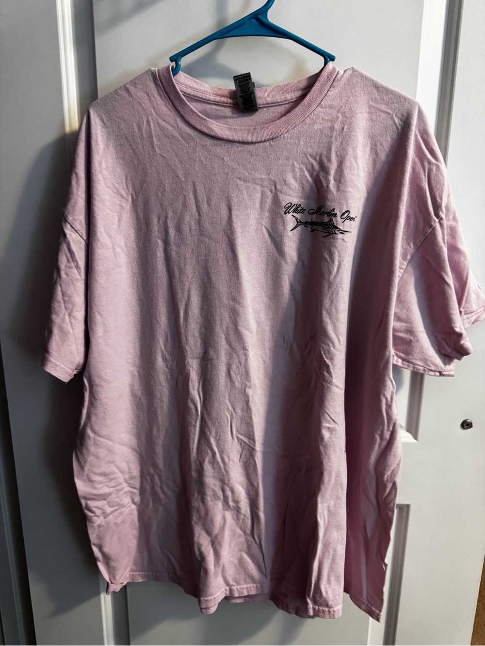 Gildan Light Pink Short-Sleeve Crewneck Tee with Chest Graphic